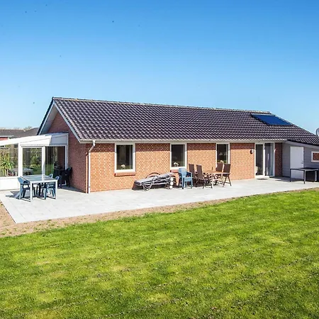 Holiday home 4 Star In Sydals *